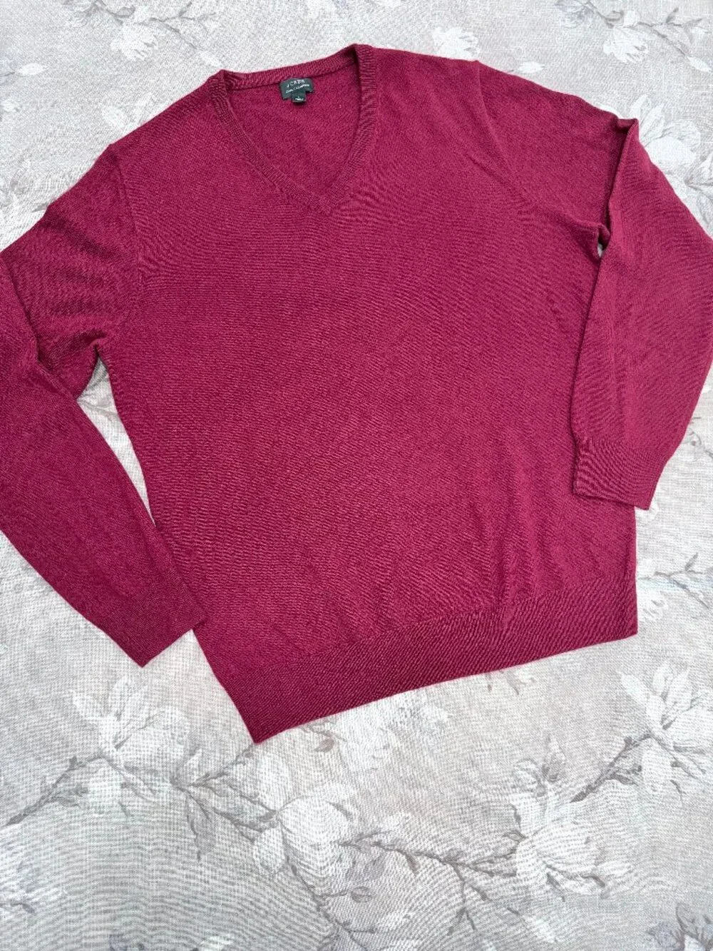 J.Crew 100% Cashmere V-Neck Sweater Large Berry Red Burgundy Soft Luxury Knit